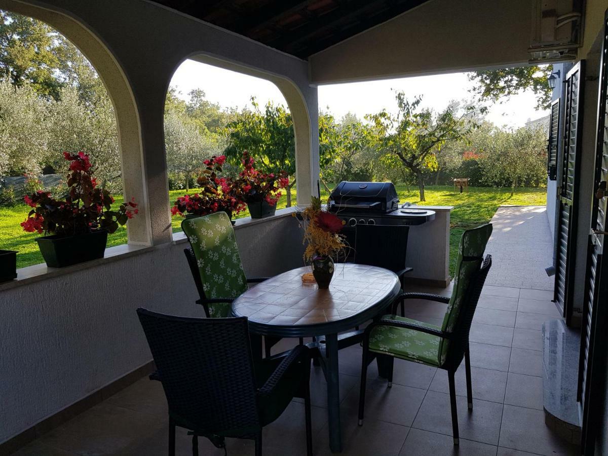 Apartmani Bauk Porec Exterior photo