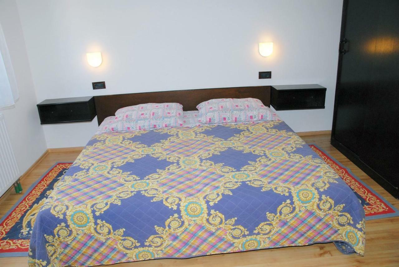 Apartmani Bauk Porec Exterior photo