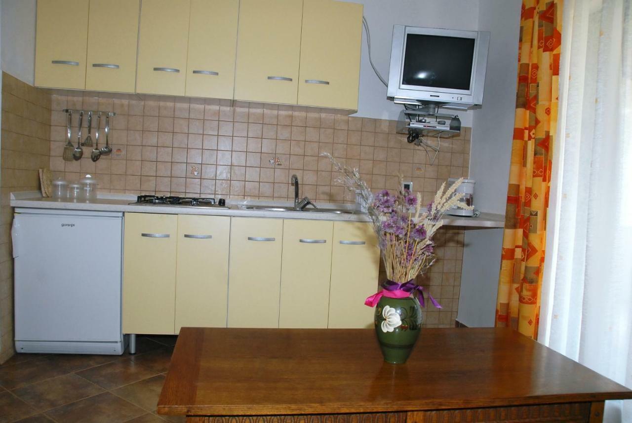 Apartmani Bauk Porec Exterior photo